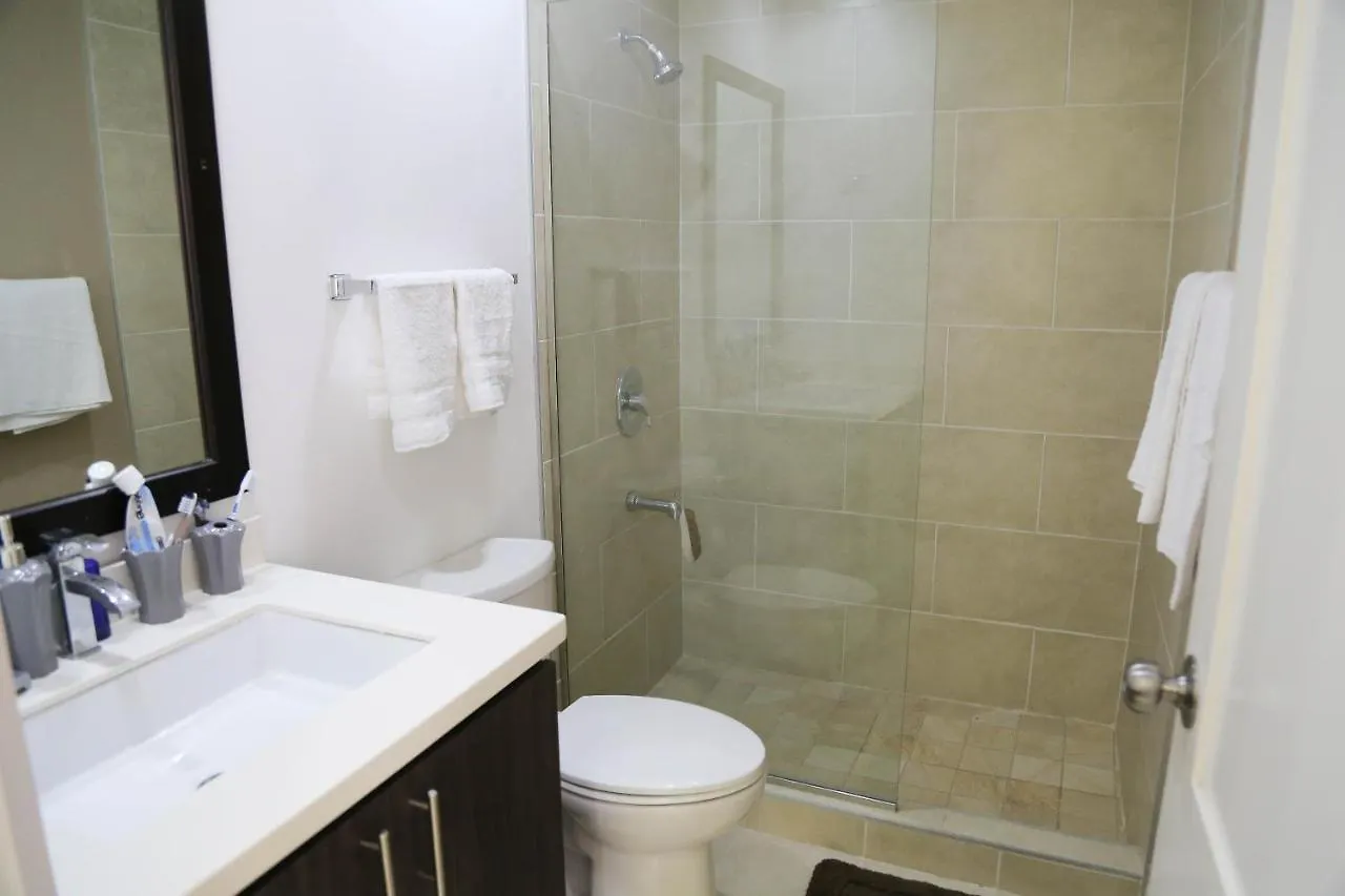 Apartament New Kingston Luxurious Secure Condo