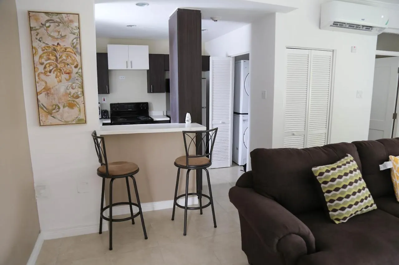 Apartmán New Kingston Luxurious Secure Condo