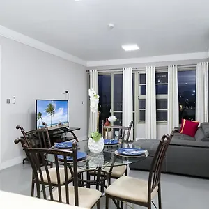 Apartment Luxury @ 20 South Ave, Kingston